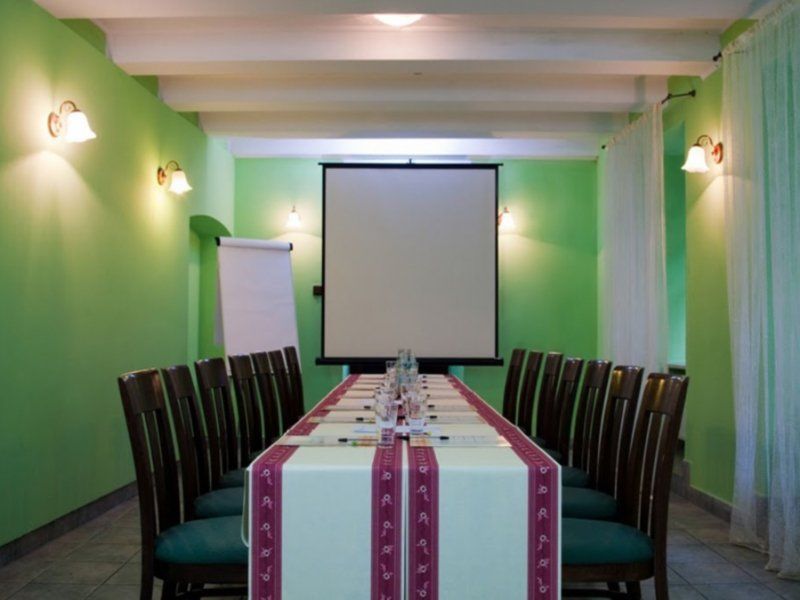 Eden Hotel